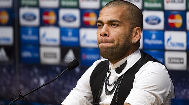 Alves: If we win it's because of the referees, if we lose it's the end of an era