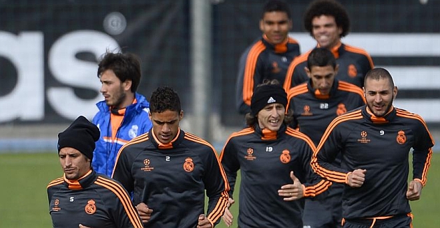 Modric, en el entrenamiento del Madrid de este martes. / AFP