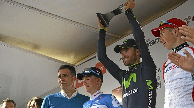 Valverde en el podio. FOTO: Movistar Team