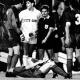 Cruyff salva su cabeza en una final de traca