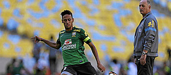 Scolari: No noto nada diferente en Neymar