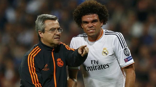 Pepe se march lesionado y aclamado por el Bernabu