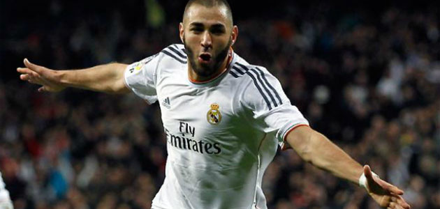 Benzema pushes for a start