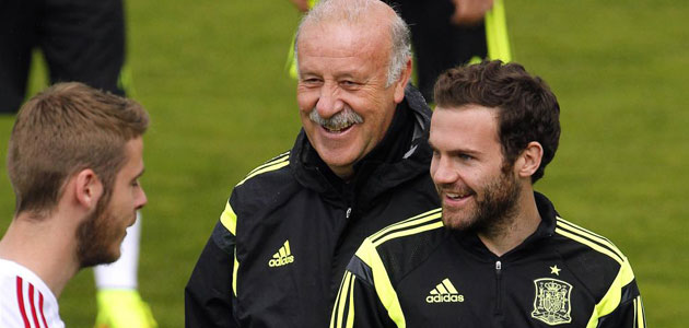 Mata and De Gea to face off against their new boss