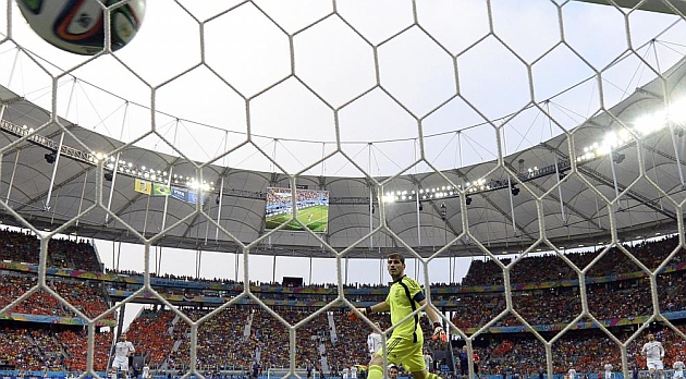 Casillas misses out on World Cup record