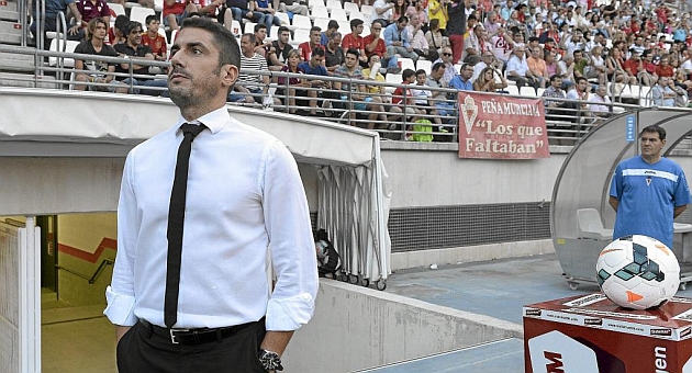 Velzquez, antes de un partido con el Murcia | Foto: Juanchi Lpez