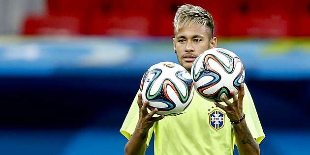 Neymar llega a la casa de Garrincha