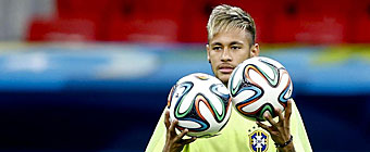Neymar llega a la casa de Garrincha