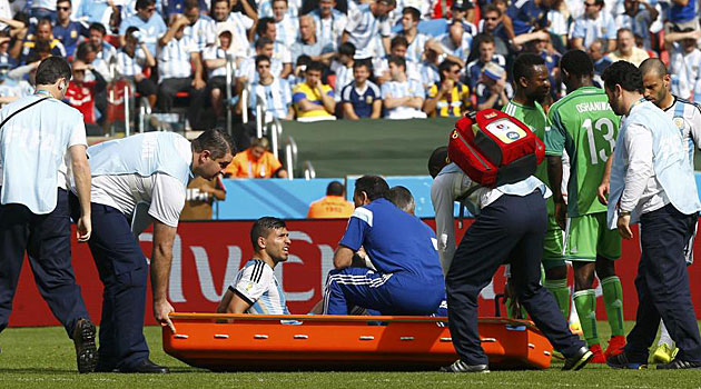 Argentina agonises over Agüero injury