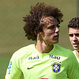 David Luiz, duda para el duelo de octavos
