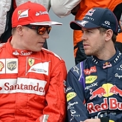 Villeneuve, contra Vettel y Rikknen