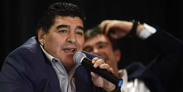 Maradona se mofa de Brasil: "Decime qué se 'siete'"