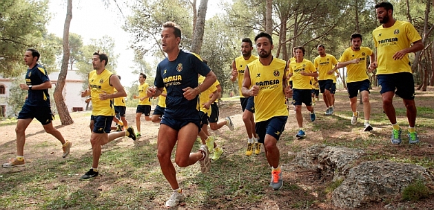 Jugadores del Villarreal en su primera sesin de pretemporada (Foto: web Villarreal)