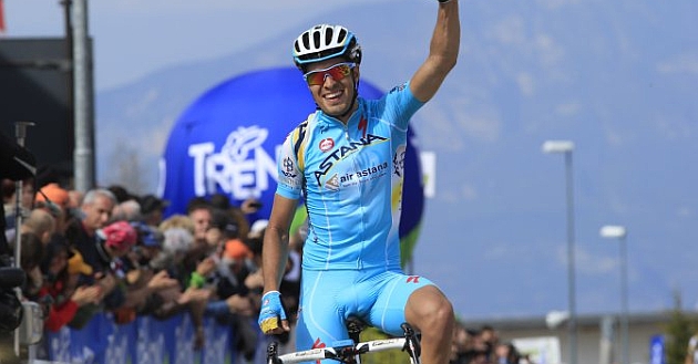 Mikel Landa ganando la cuarta etapa del Giro de Trentino (Foto: web Astana)