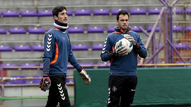 Julio Iricibar (derecha) durante un entrenamiento con Diego Mario / Csar Minguela (Marca)