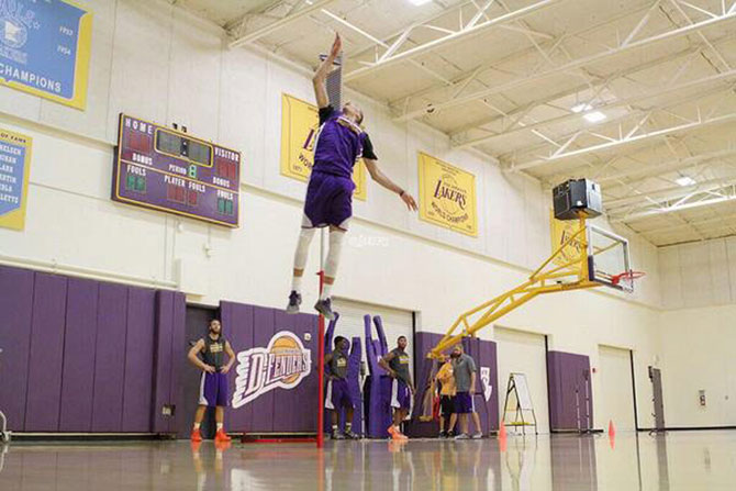 El 'Replicante' de 117 cm. de salto vertical de Ricky Rubio