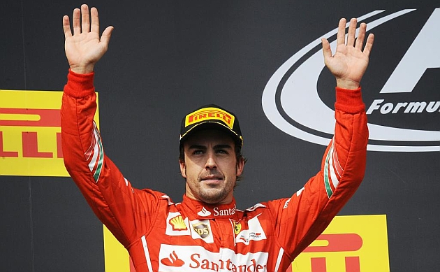 Fernando Alonso en el podio de Hungaroring / RV. RACINGPRESS