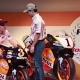 Mrquez y Pedrosa, con las motos ganadoras de Honda