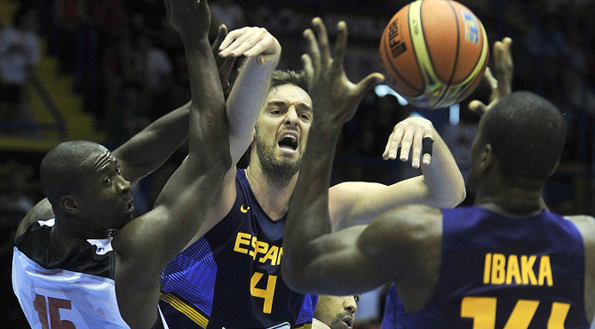 Pau Gasol champions inside play: Spain use their centres to great effect