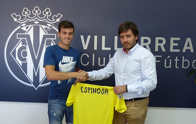 Javier Espinosa en su presentacin con el Villarreal.