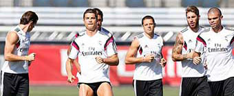 Bale, Modric y Marcelo, con el grupo
