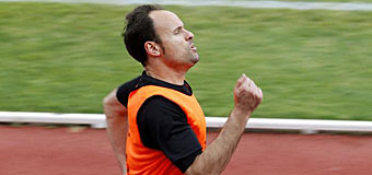 Mateu Lahoz, entrenamiento de futbolista