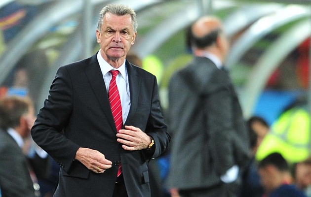 Hitzfeld advierte de un riesgo de explosin en el Bayern Mnich