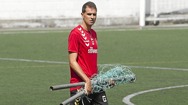 Garitano (39), entrenador del Eibar y autor de uno de los goles en el 7-0, durante un entrenamiento. Foto: Juan Echeverra