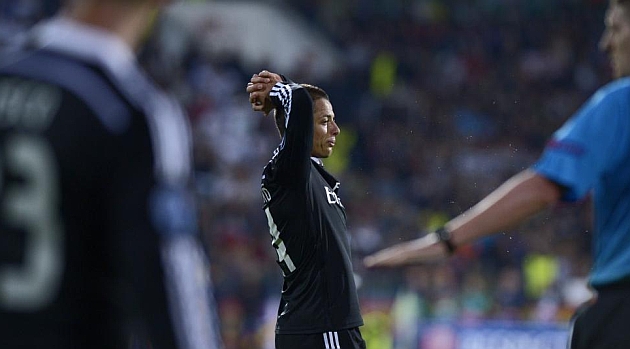 Chicharito: Fue un placer jugar entre Cristiano y Bale