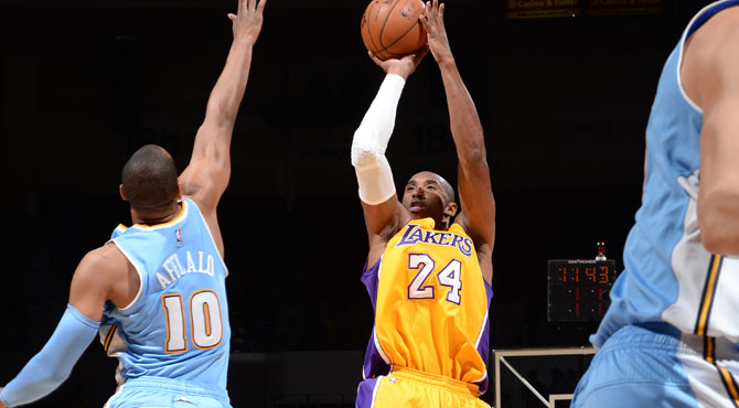 Los Lakers 'Post Pau' comienzan ganando con un gran retorno de Kobe