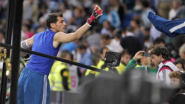Casillas admits that he considered leaving Real
