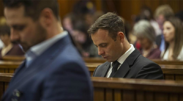 El fiscal pide para Pistorius una pena mnima de 10 aos de crcel