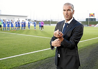 Tres meses de sancin para Zidane