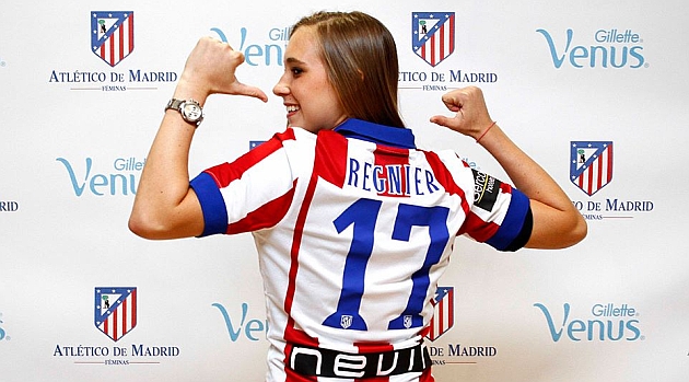 Nicole Regnier, en su presentación con el Atlético de Madrid.