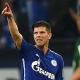 Huntelaar da la victoria al Schalke 04 ante el Augsburgo
