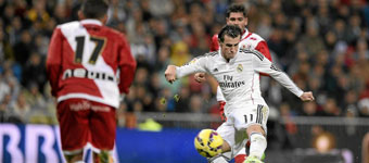 Bale se fija en Cristiano