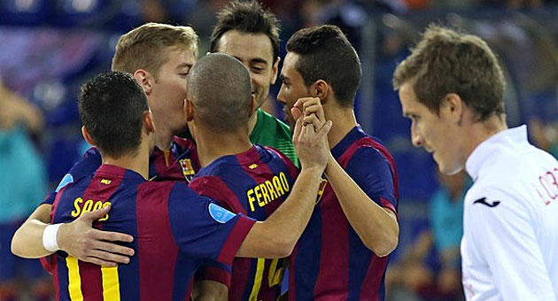 Los jugadores del Barcelona celebran uno de los goles / FCB