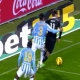 Vicandi Garrido seal fuera un penalti de Weligton sobre Bale