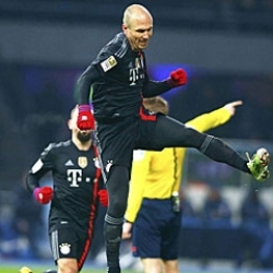 Robben no permite al Bayern relajarse