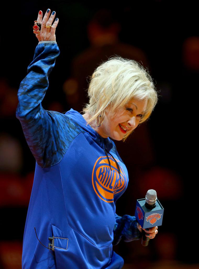 La NBA 'resucita' a Cyndi Lauper en el Madison