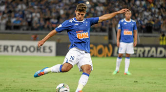 Lucas Silva, elegido mejor centrocampista de la Liga brasilea