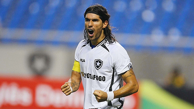'Loco' Abreu quiere ayudar a Botafogo en el ascenso