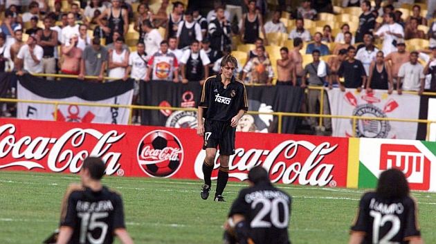 Dorado, triste tras fallar el penalti en la final del Mundial de Clubes del 13-01-2000FOTO: LUIS GABRIEL (MARCA)