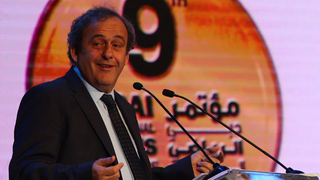 Platini, durante la conferencia. / FOTO: AFP