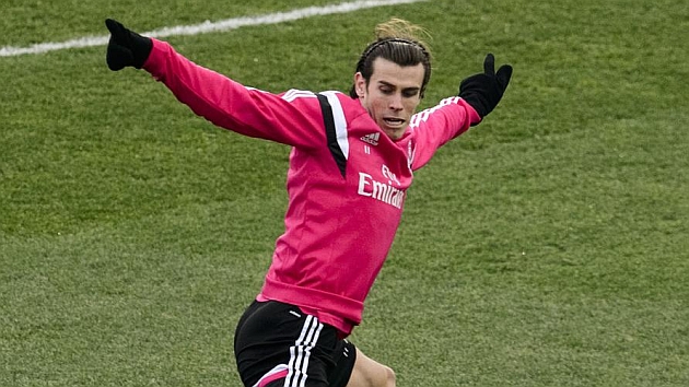 Gareth Bale (25) durante el ltimo entrenamiento del Real Madrid antes de viajar a Dubai. Foto: Dani Pozo
