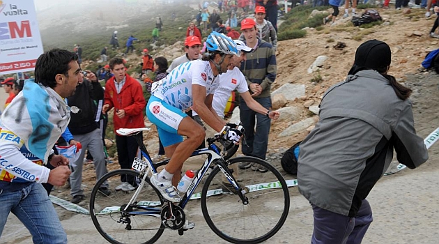 Ezequiel Mosquera en la Bola del Mundo en la Vuelta de 2010. MARCA