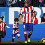 Los primeros goles de Torres en el Caldern... son de sus hijos