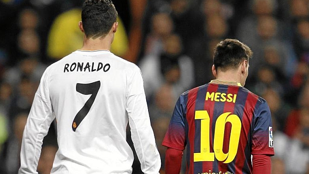 Cristiano y Messi, en un Clsico. / NGEL RIVERO (MARCA)