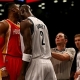 Garnett se pelea con 'Superman' con un cabezazo para la historia negra de la NBA