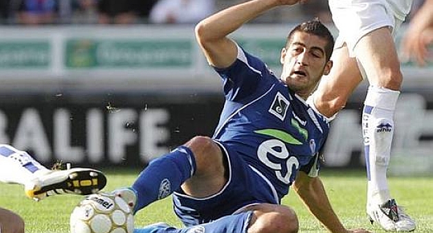 Samir Hadji, durante un partido con el Racing Club de Estrasburgo